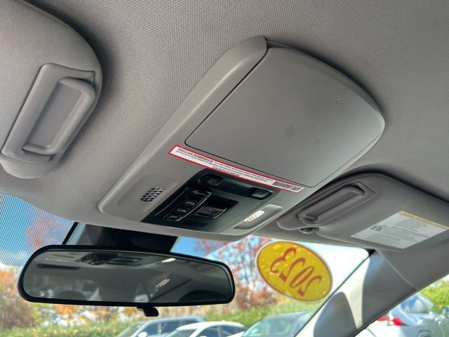 Used 2023 Toyota Camry SE image 27