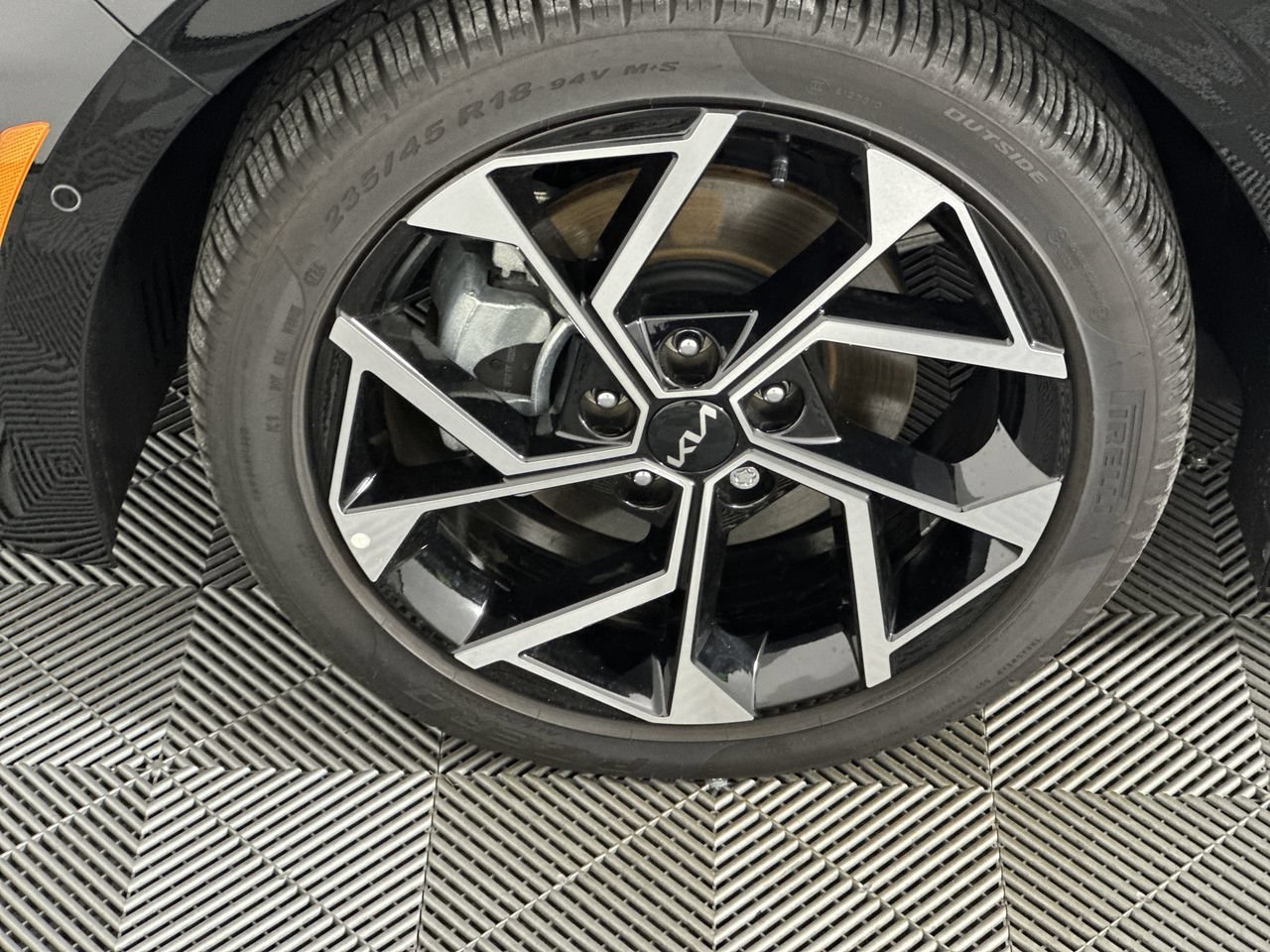 Certified 2025 Kia K5 EX FWD image 2
