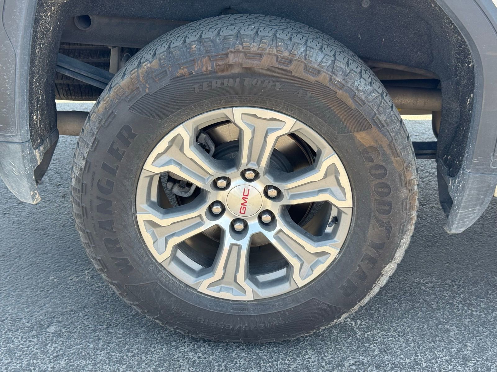 Used 2022 GMC Sierra 1500 SLT image 6