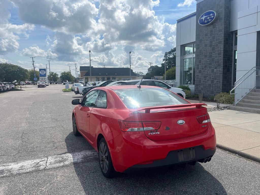 Used 2011 Kia Forte Koup SX FWD image 6
