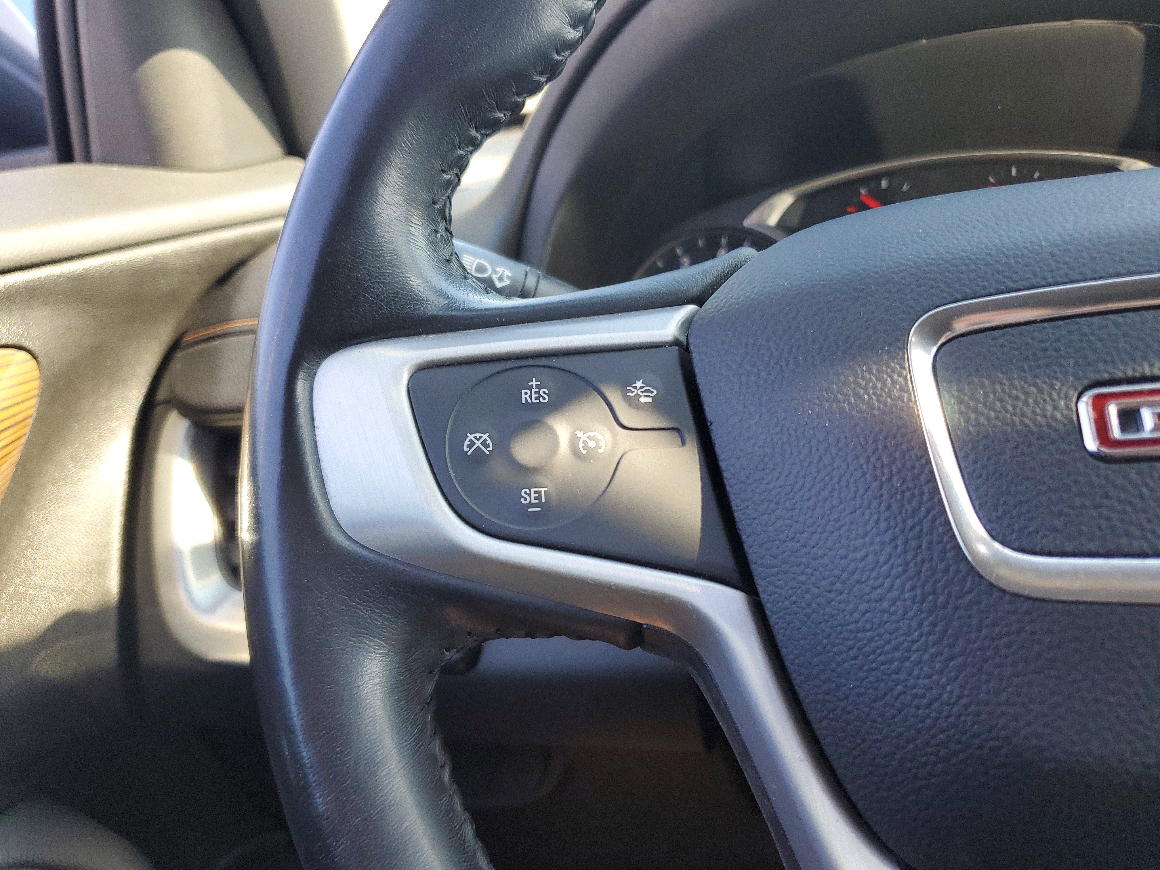 Used 2020 GMC Terrain SLE w/ Driver Convenience Package image 14