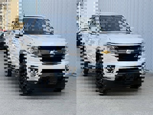 Used 2018 Chevrolet Colorado Z71 image 2