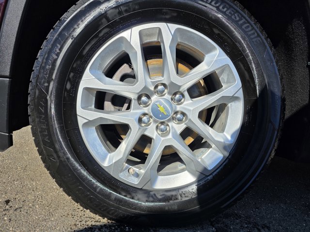 Used 2020 Chevrolet Traverse LT image 3