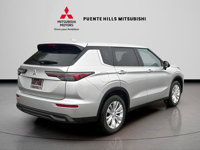 New 2026 Mitsubishi Outlander ES image 5
