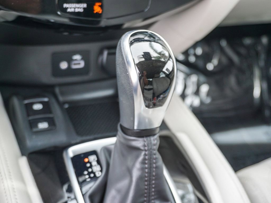 Used 2020 Nissan Rogue Sport SL FWD image 22
