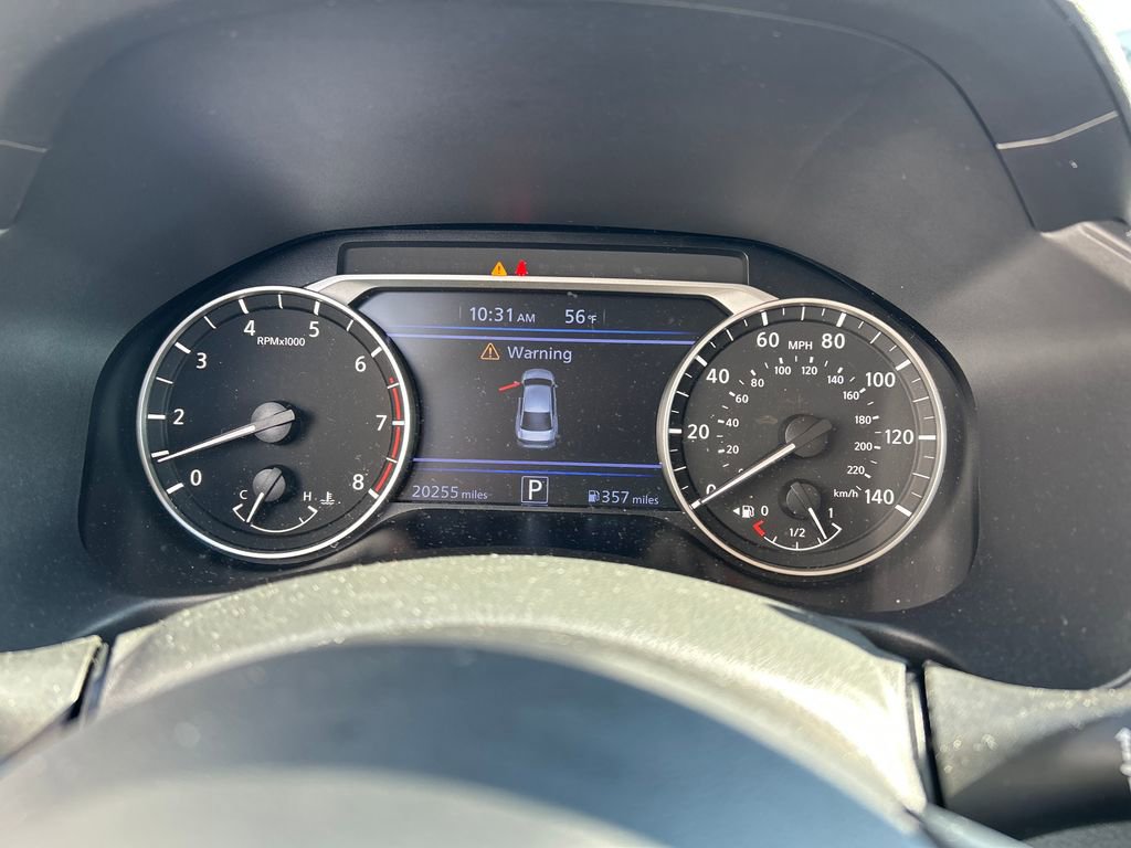 Used 2025 Nissan Altima 2.5 SV FWD image 14