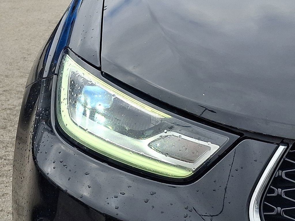 Used 2024 Chrysler Pacifica Touring-L FWD image 9