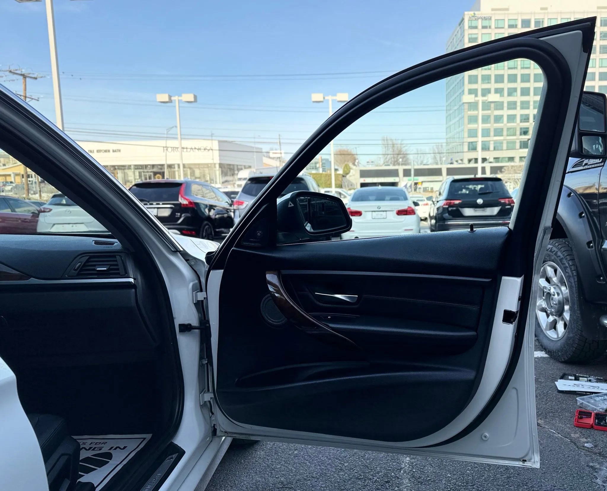 Used 2013 BMW 335i xDrive Sedan AWD/4WD image 38