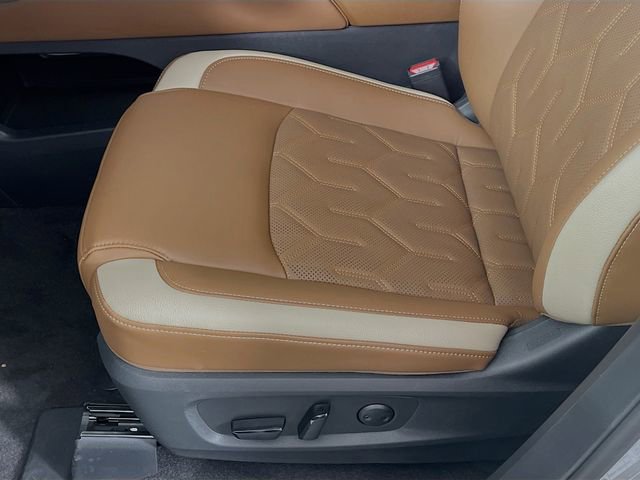 New 2026 Nissan Pathfinder Platinum FWD image 18