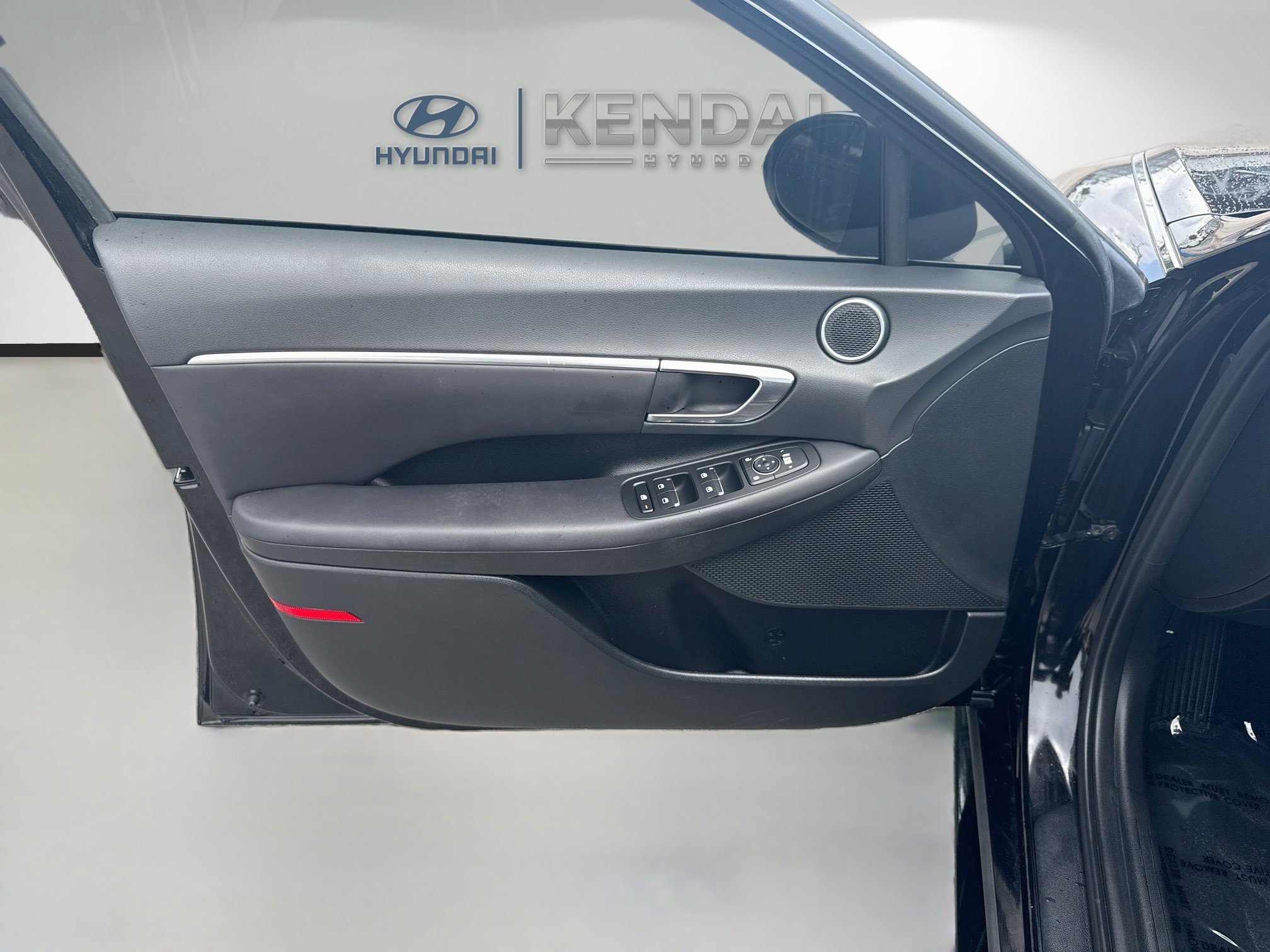 Used 2023 Hyundai Sonata SEL w/ Convenience Package FWD image 18
