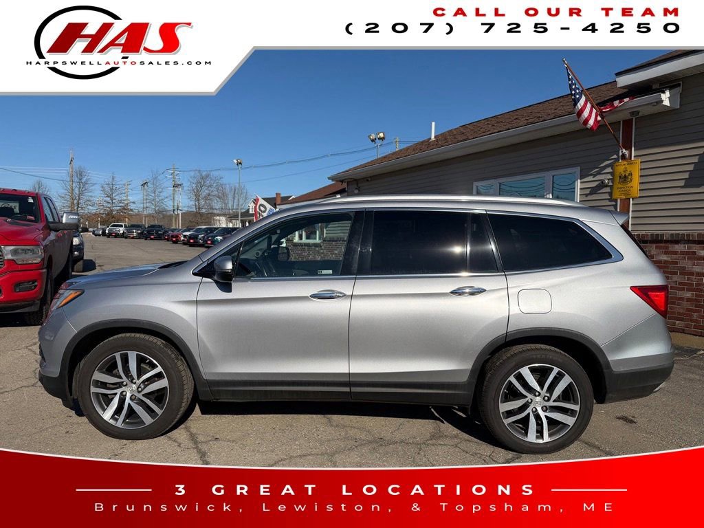 Used 2017 Honda Pilot Touring image 3