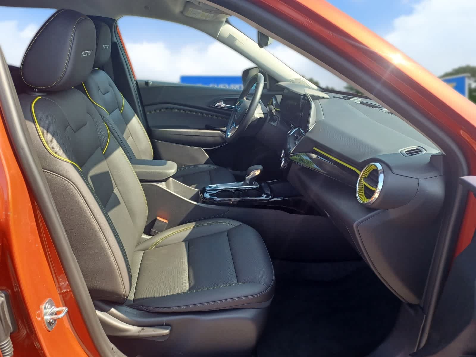 Used 2024 Chevrolet Trax ACTIV w/ Driver Confidence Package FWD image 16