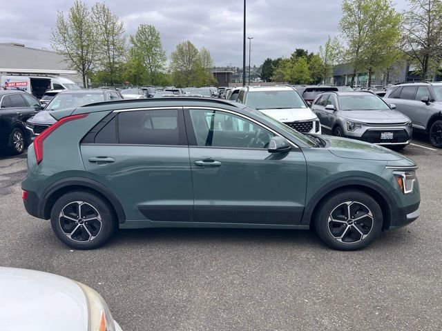 Certified 2023 Kia Niro EX FWD image 4
