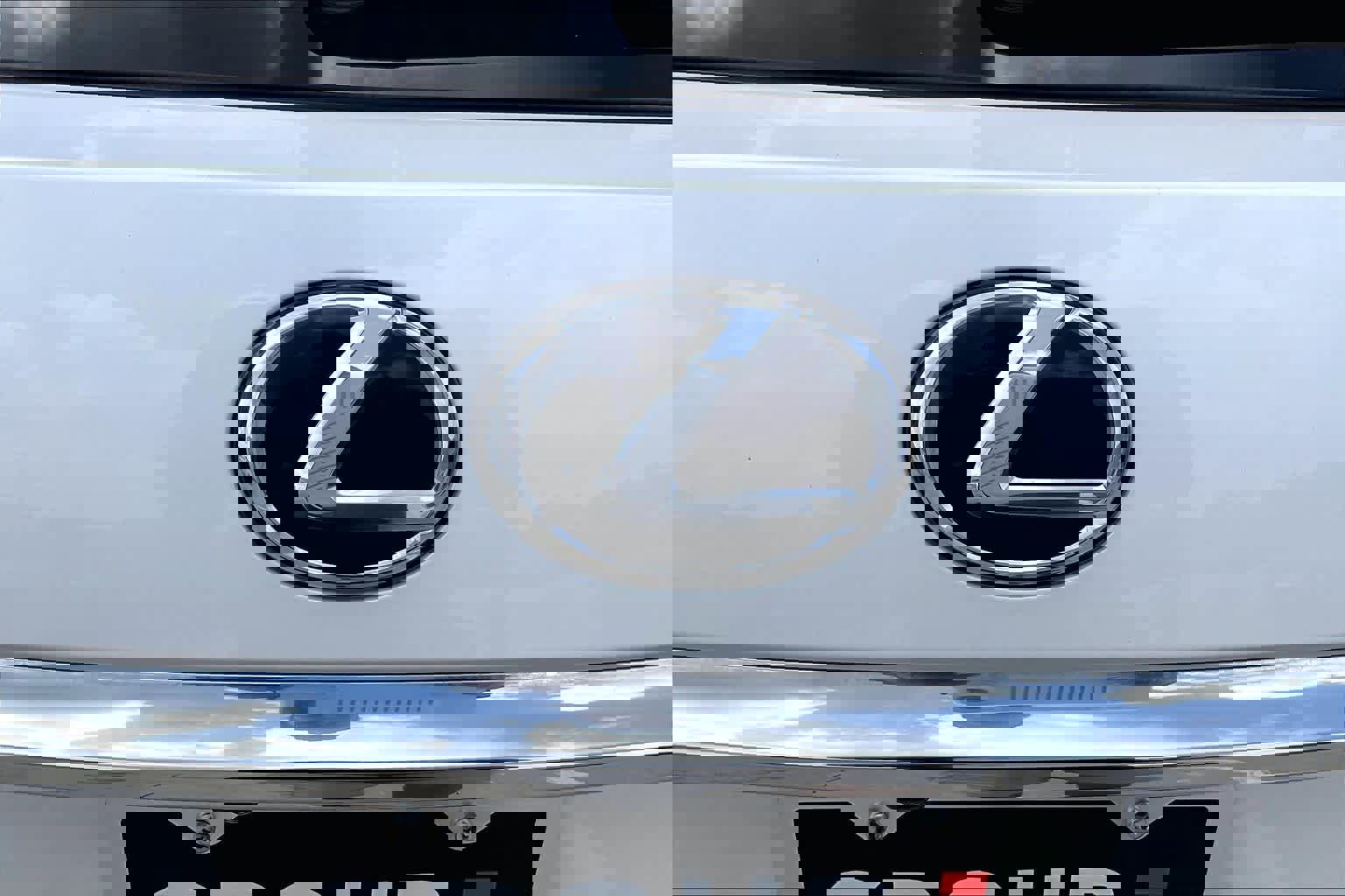 Used 2020 Lexus RX 350L FWD w/ Premium Package image 28