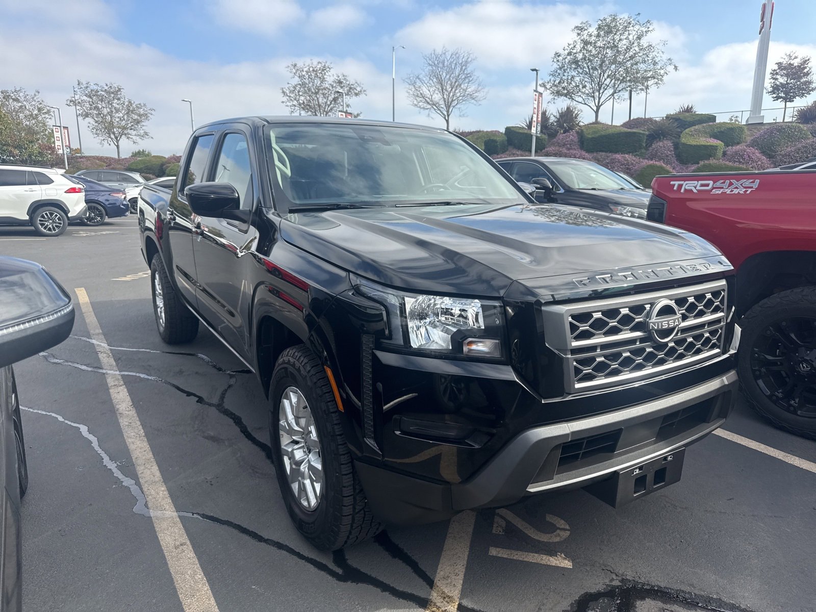 Used 2022 Nissan Frontier SV