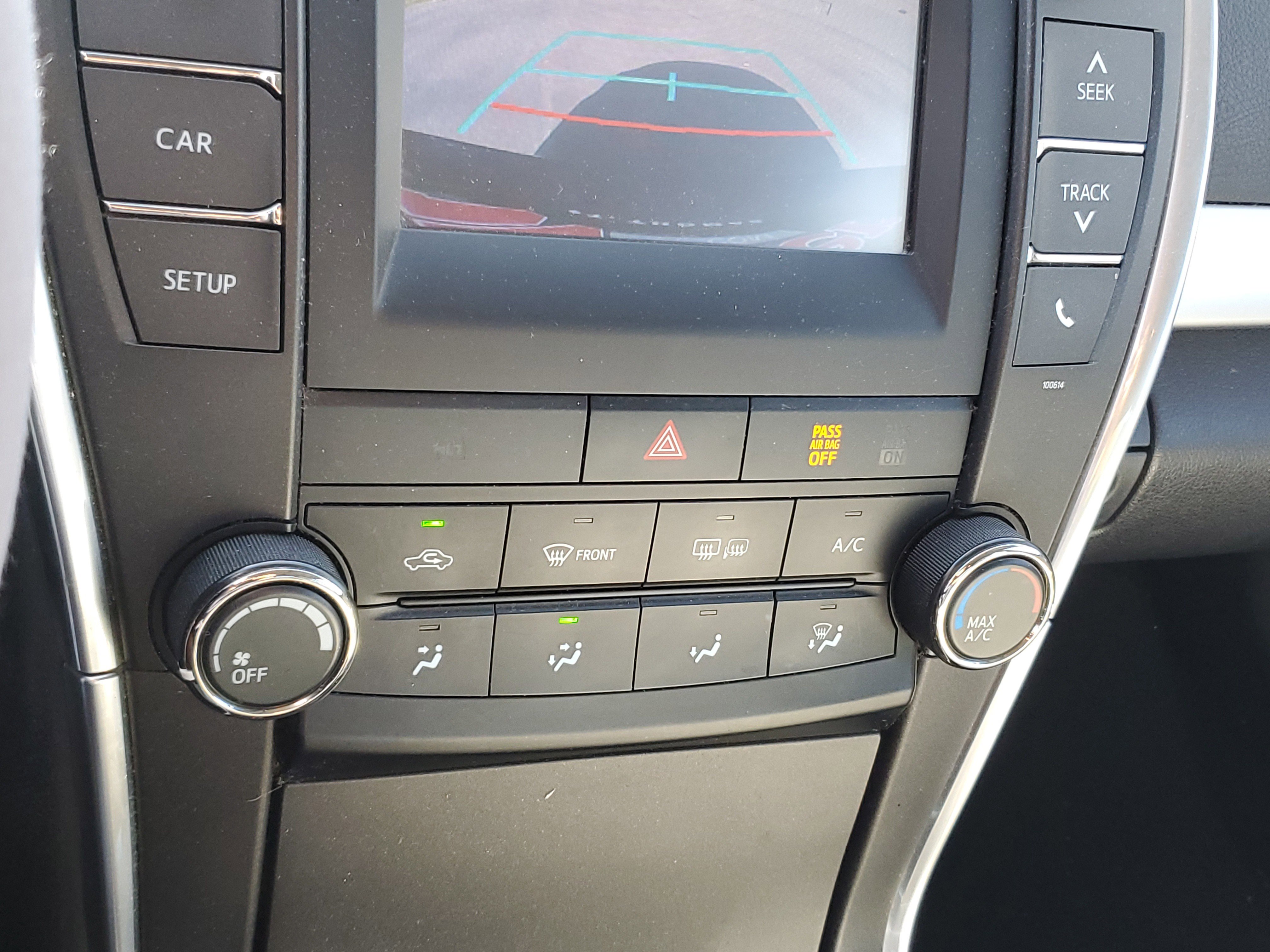 Used 2016 Toyota Camry SE image 20