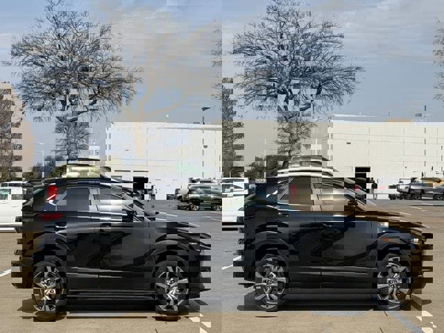 Used 2025 MAZDA CX-30 AWD 2.5 S w/ Preferred Package image 3