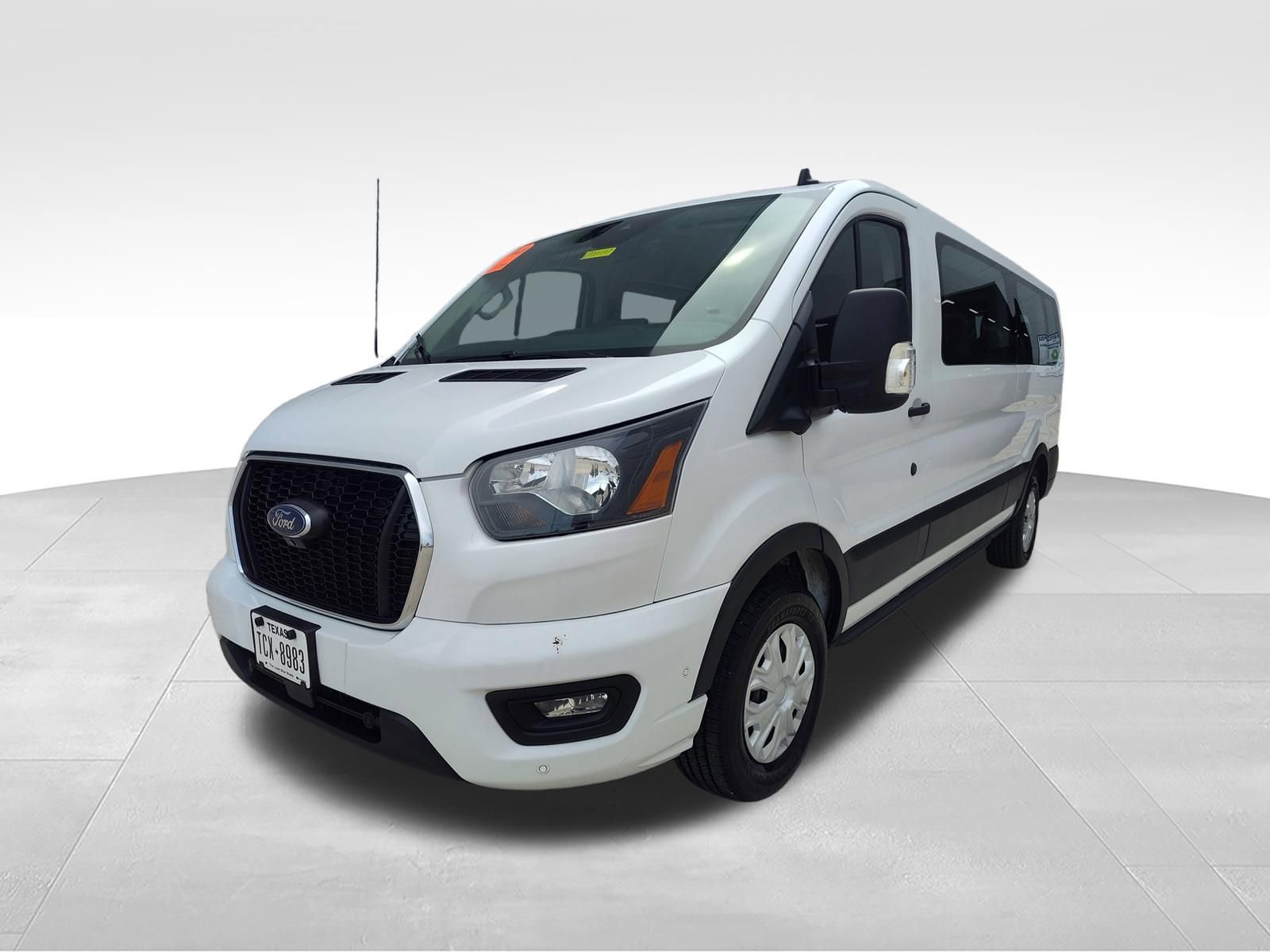 Used 2023 Ford Transit 350 XLT RWD image 6