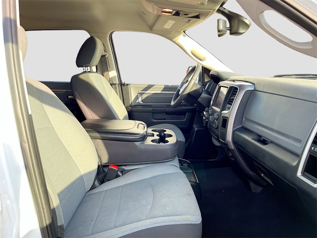 Used 2023 RAM 1500 Classic SLT w/ Electronics Group image 27