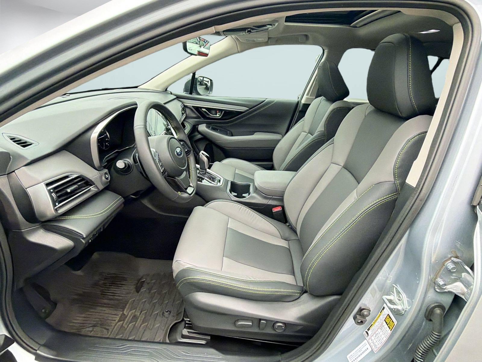Used 2024 Subaru Outback Onyx Edition AWD/4WD image 5