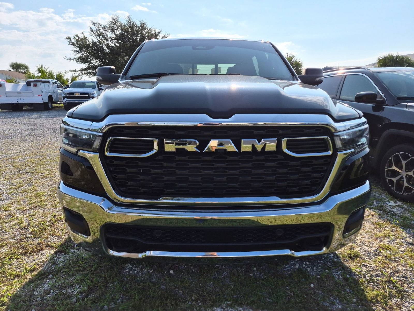 Used 2025 RAM 1500 Big Horn AWD/4WD image 2