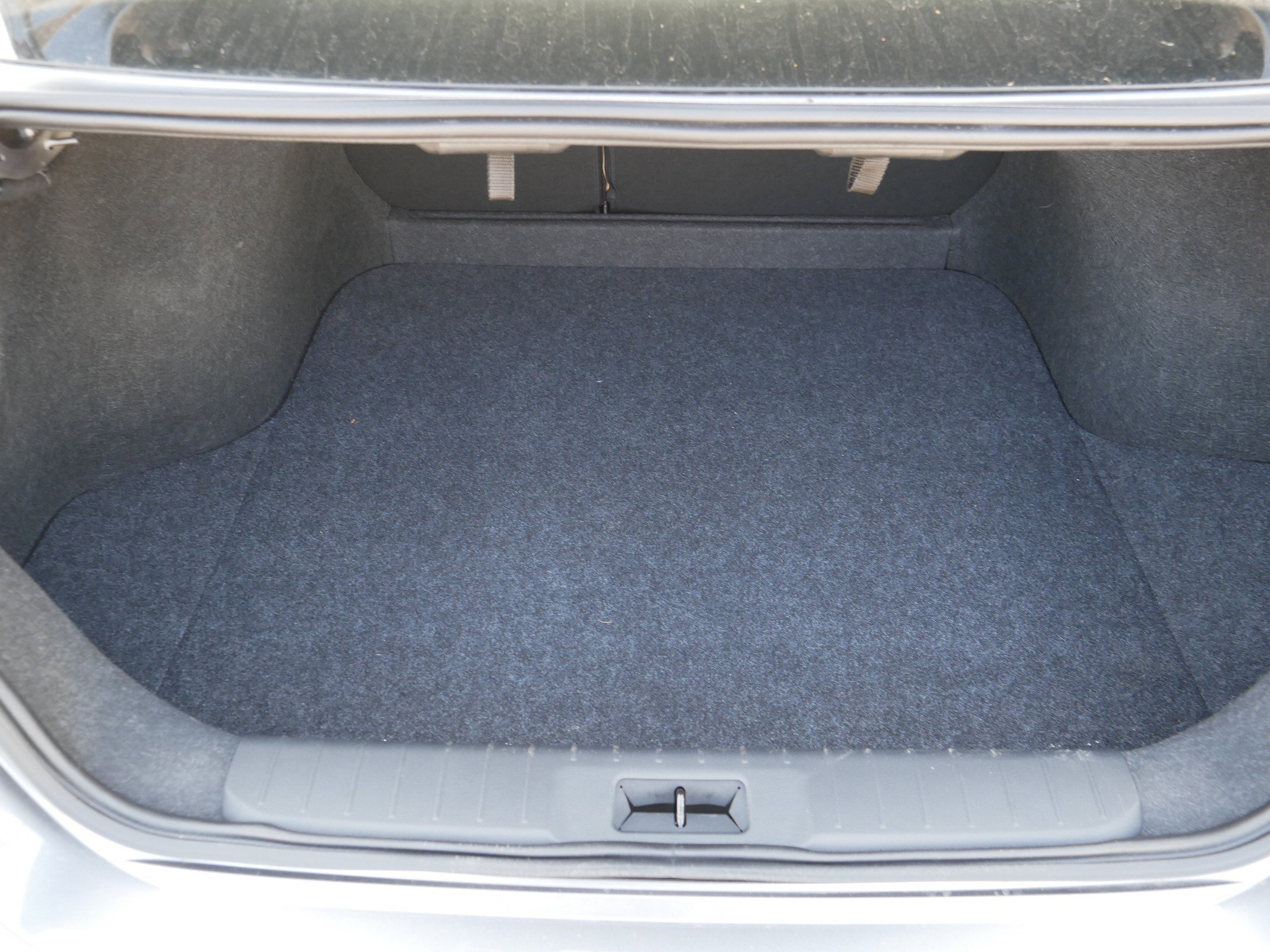Certified 2025 Nissan Sentra SV w/ SV Premium Package FWD image 18