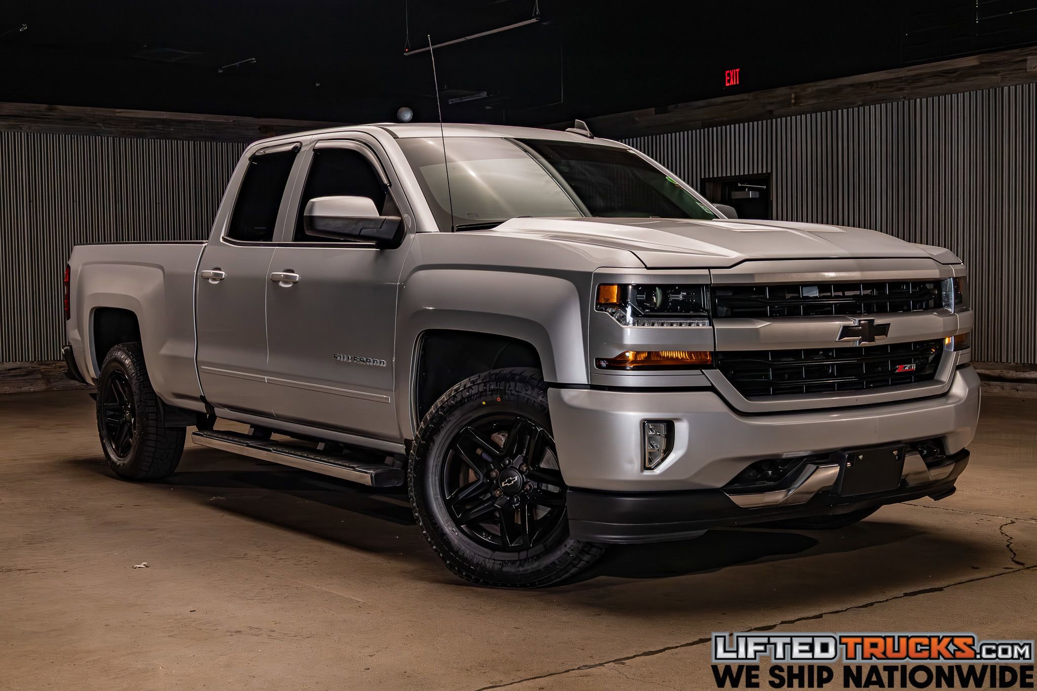 Used 2018 Chevrolet Silverado 1500 LT w/ All Star Edition AWD/4WD image 1