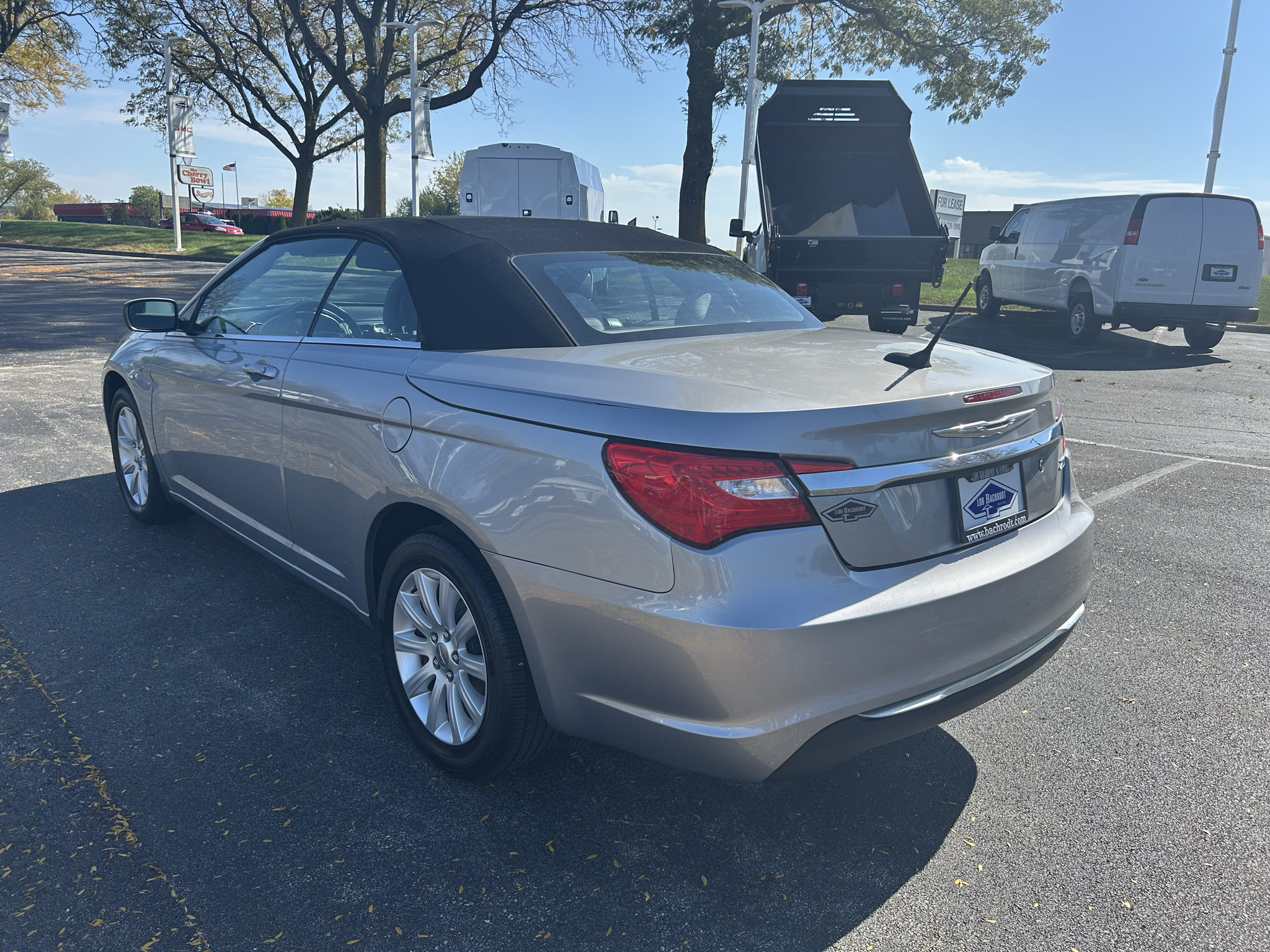 Used 2014 Chrysler 200 Touring w/ Cold Weather Group FWD image 5