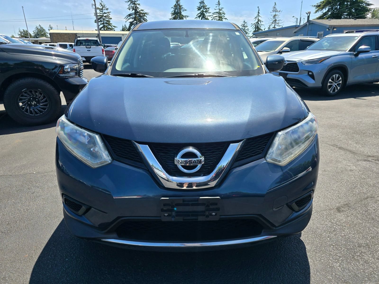 Used 2016 Nissan Rogue S FWD image 8
