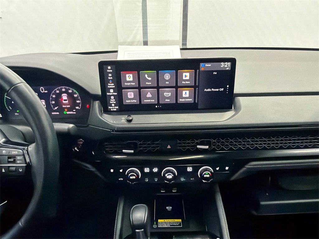 Used 2023 Honda Accord Touring image 29