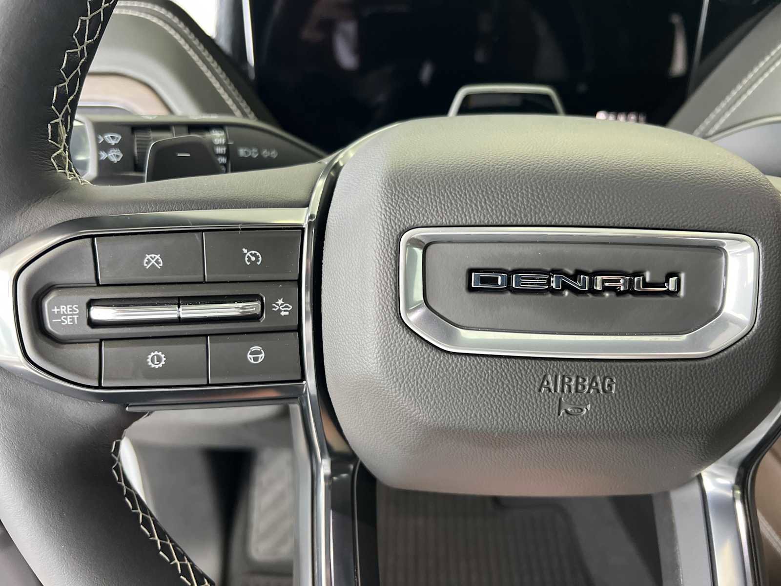 New 2026 GMC Yukon Denali Ultimate AWD/4WD image 56