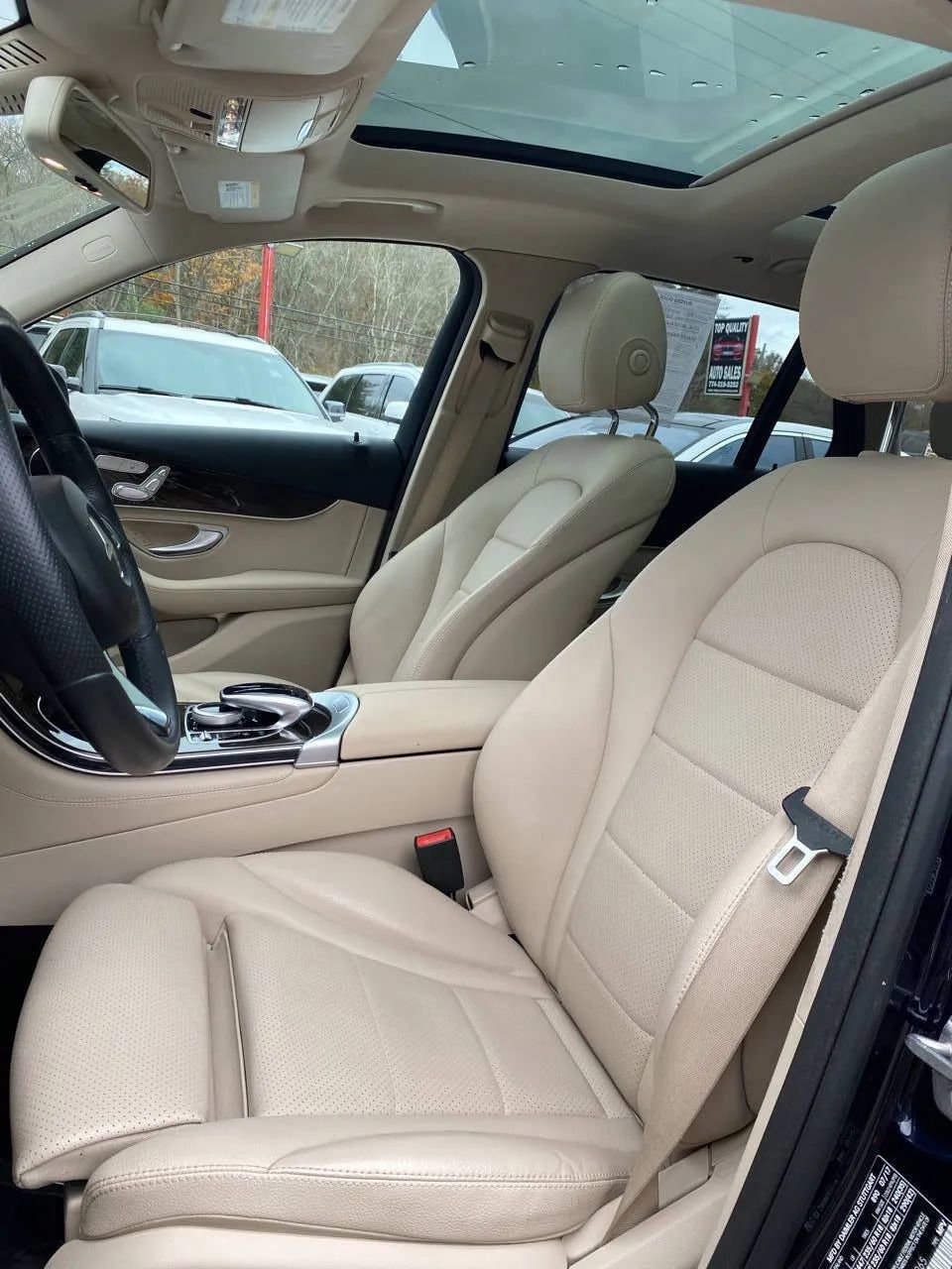 Used 2018 Mercedes-Benz GLC 300 4MATIC image 13