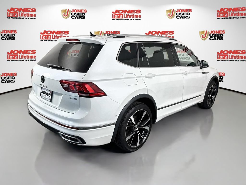 Used 2024 Volkswagen Tiguan SEL R-Line AWD/4WD image 16