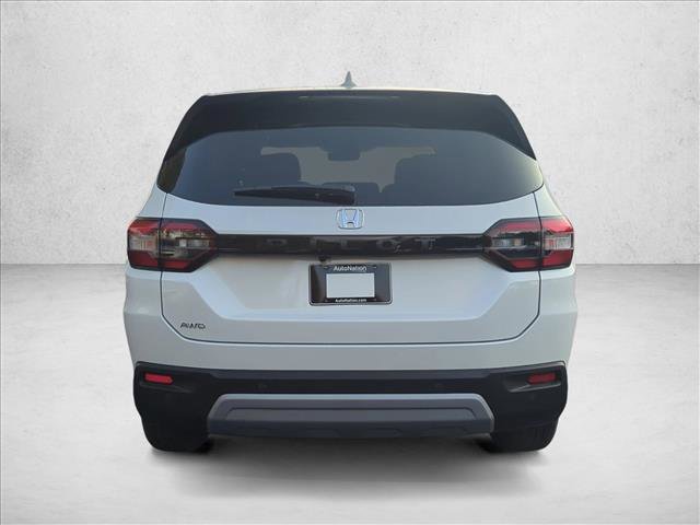 New 2025 Honda Pilot EX-L image 8