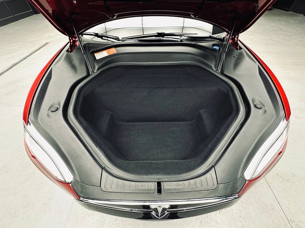 Used 2015 Tesla Model S 70D AWD/4WD image 40