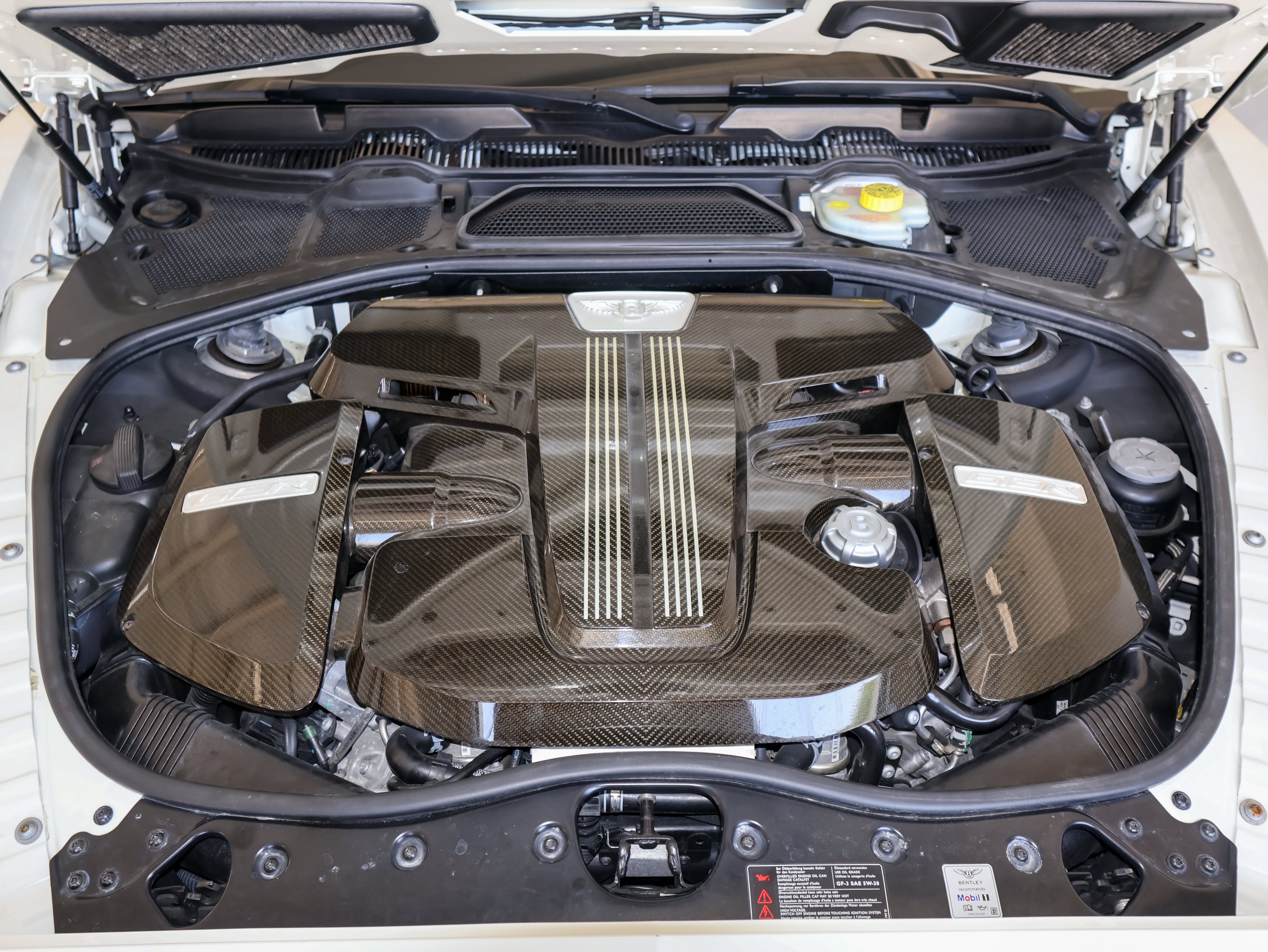 Used 2015 Bentley Continental GT3-R AWD/4WD image 57
