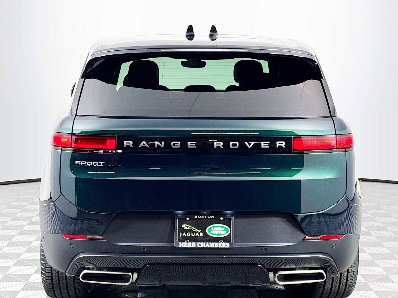New 2025 Land Rover Range Rover Sport SE image 6
