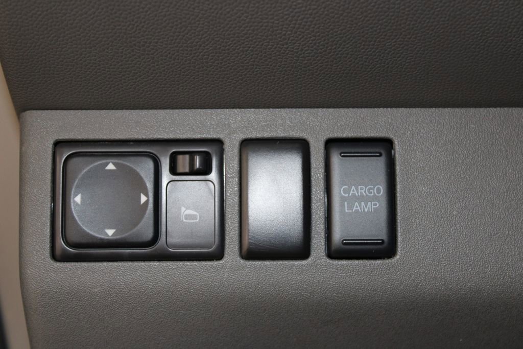 Used 2013 Nissan Frontier SV RWD image 44