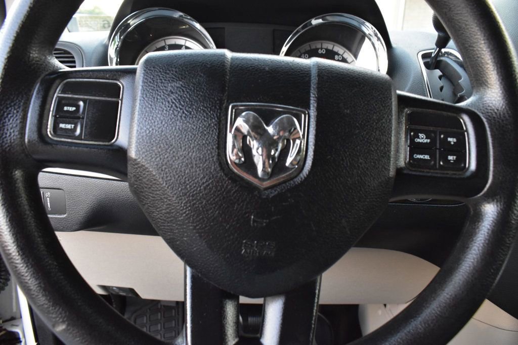 Used 2013 RAM C/V Tradesman image 26