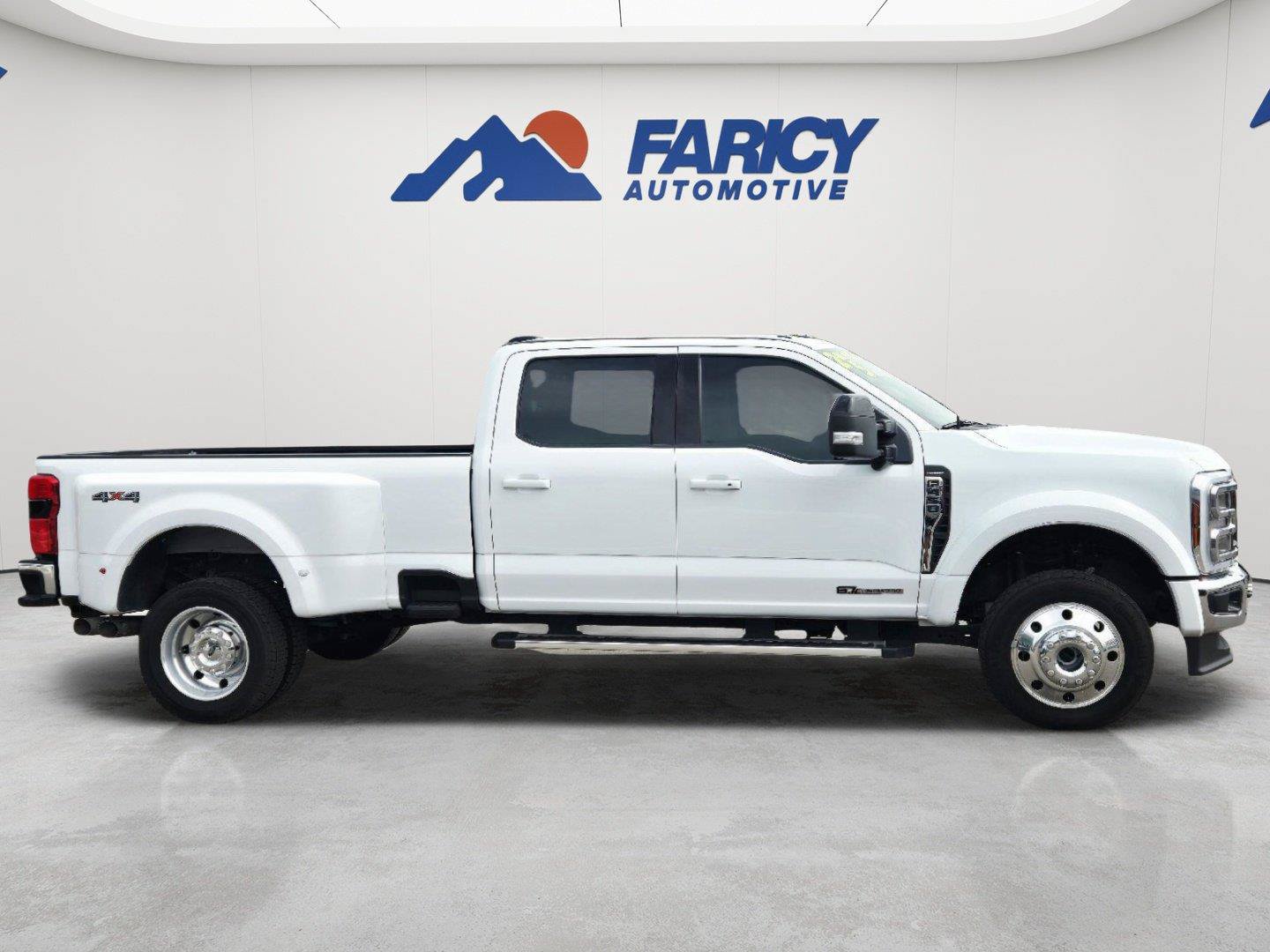 Used 2025 Ford F450 Lariat AWD/4WD image 4