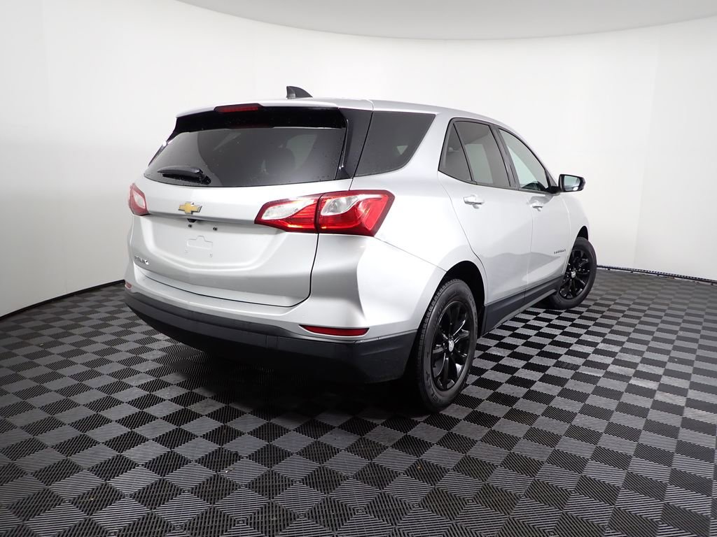Used 2019 Chevrolet Equinox LS w/ LS Convenience Package image 14