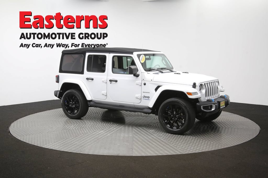 Used 2022 Jeep Wrangler Unlimited Sahara w/ Cold Weather Group AWD/4WD image 49