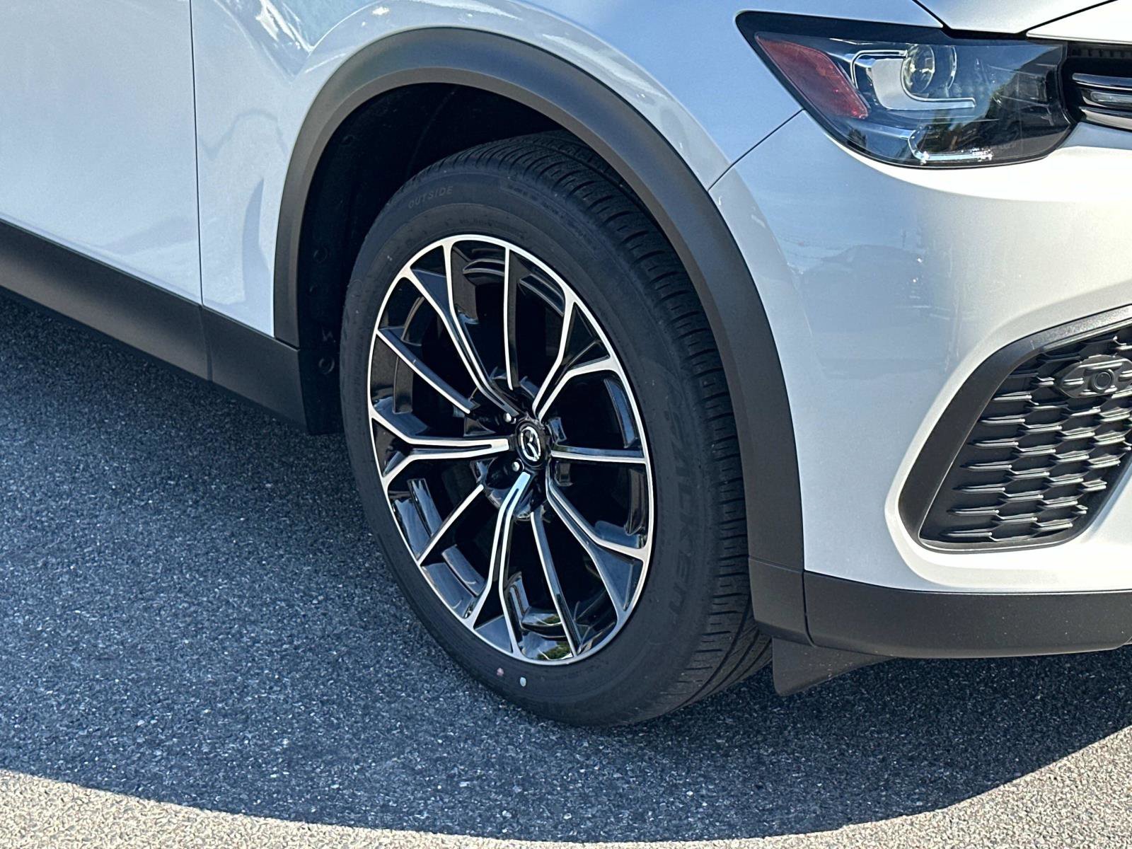 Certified 2025 MAZDA CX-70 Plug-In Hybrid w/ Premium Plus image 8