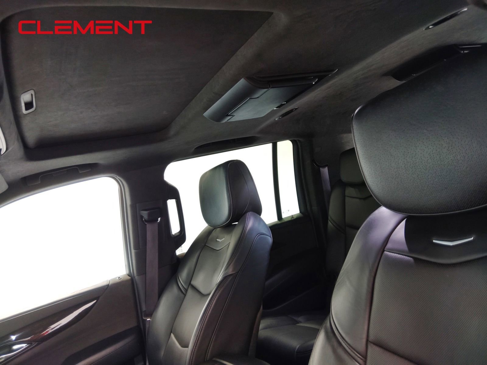 Used 2016 Cadillac Escalade ESV Platinum image 31