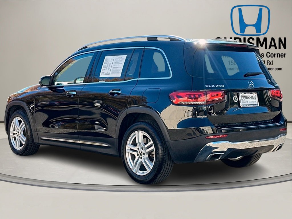 Used 2023 Mercedes-Benz GLB 250 4MATIC image 3