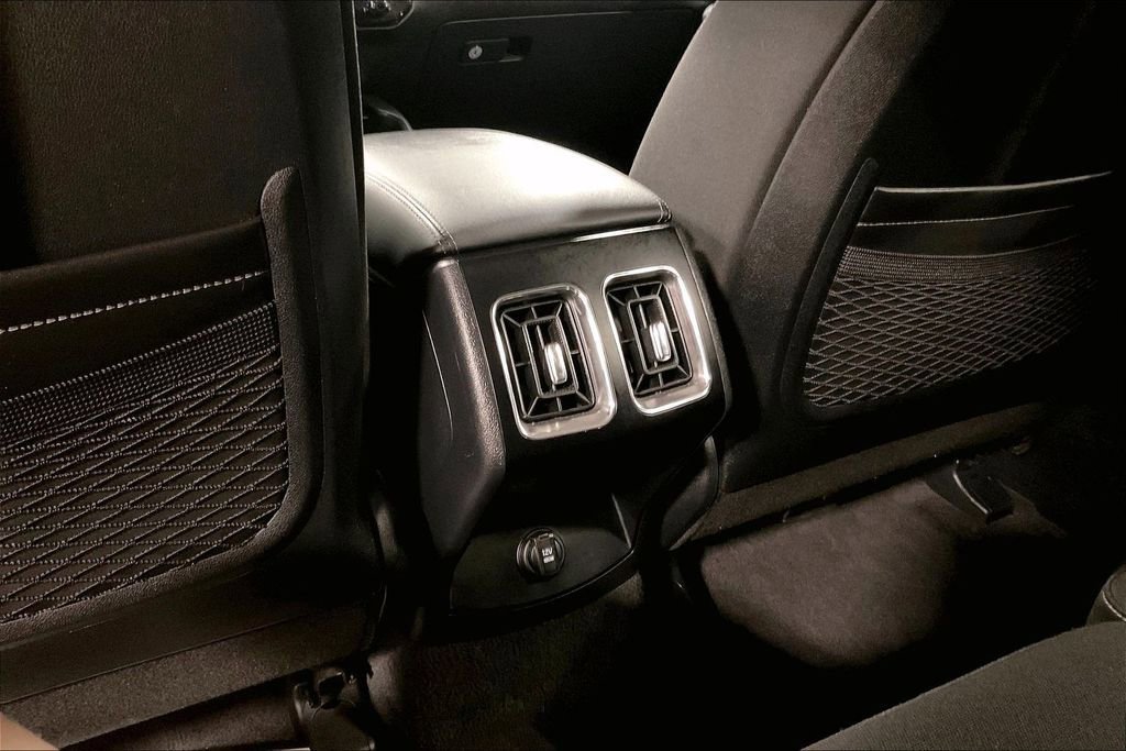 Used 2024 Kia Sorento LX FWD image 31