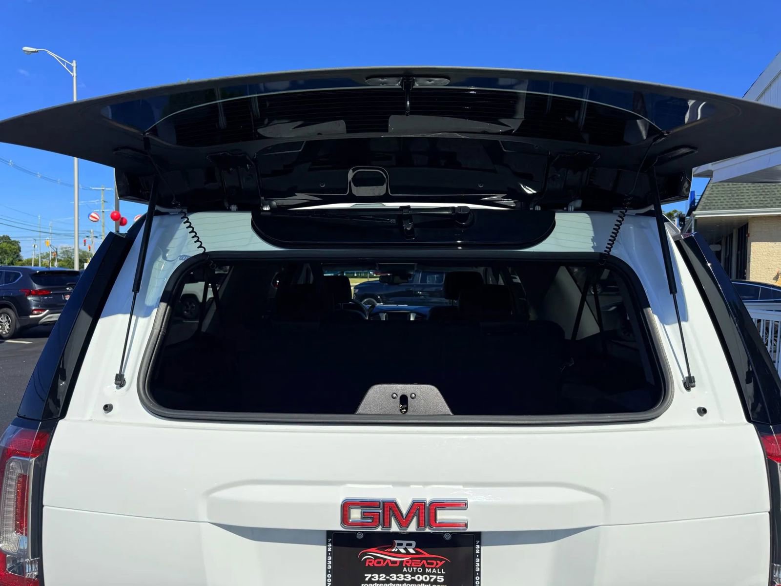 Used 2019 GMC Yukon XL SLT image 45