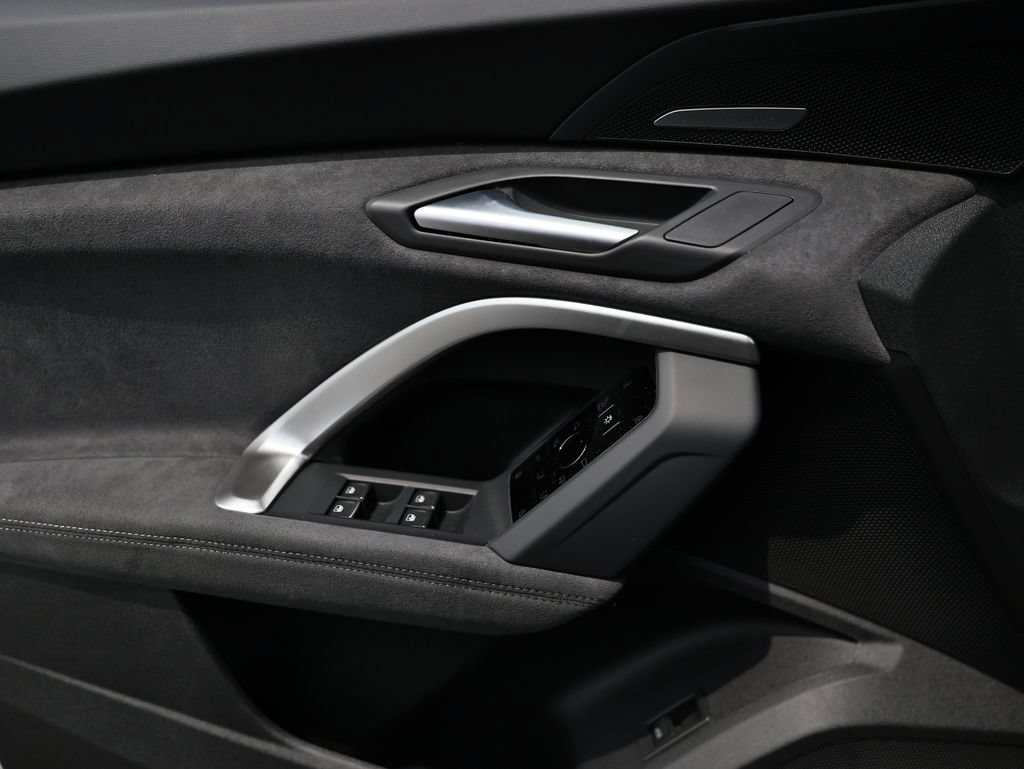 New 2026 Audi SQ5 Prestige AWD/4WD image 13