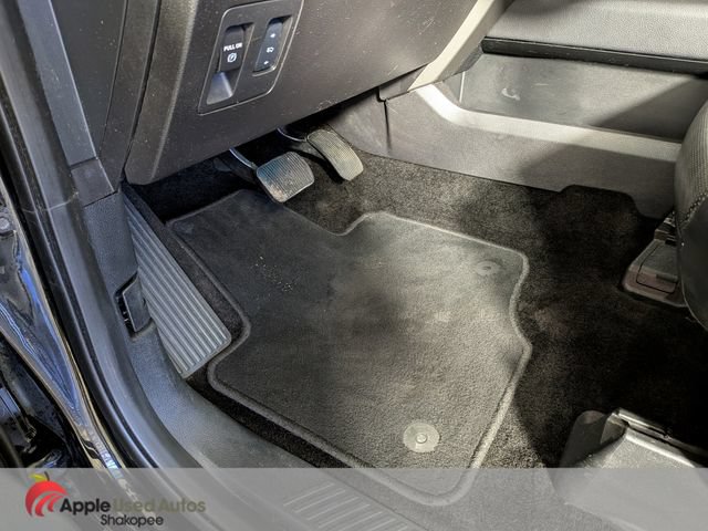 Used 2018 Ford Expedition Max XLT w/ Equipment Group 202A AWD/4WD image 15