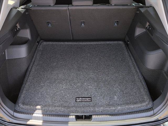 Used 2025 Volkswagen Tiguan S w/ 18" Wheel Package AWD/4WD image 10